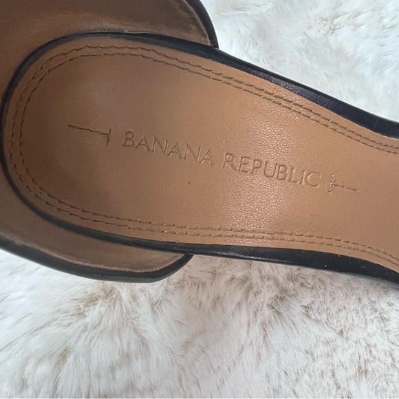 Banana Republic Emalee strappy heeled sandals - Picture 9 of 11